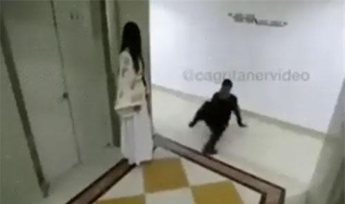 CLIP: Trò đùa dọa ma và cái kết bất ngờ