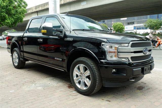 Bất ngờ hàng loạt ông chủ được biếu tặng ô tô tiền tỷ