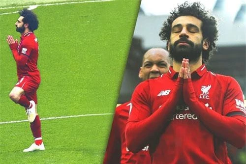 Salah ăn mừng bàn thắng.