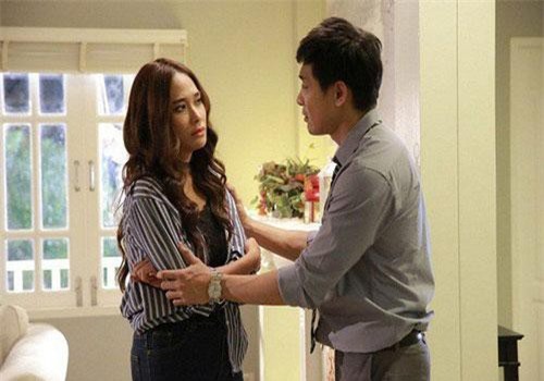 Về nhà bạn trai, tuy thất vọng em vẫn gắng gượng cười, nhưng vừa nhìn thấy mẹ anh, em muốn bỏ chạy ngay lập tức