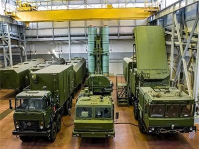 Dây chuyền sản xuất tên lửa S-400 ở Saint Petersburg