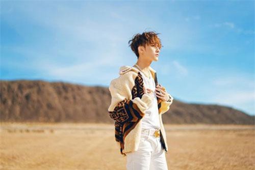 Tranh cãi Sơn Tùng “hát không rõ lời” trong "MV được xem nhiều nhất 24 giờ qua"