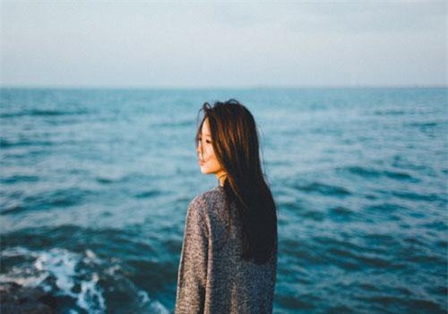 Tự sự của nữ công nhân tuổi 30: Đêm nào cũng nhận cả chục tin nhắn "gạ tình", nhưng lại chẳng có lấy 1 mối quan hệ nghiêm túc