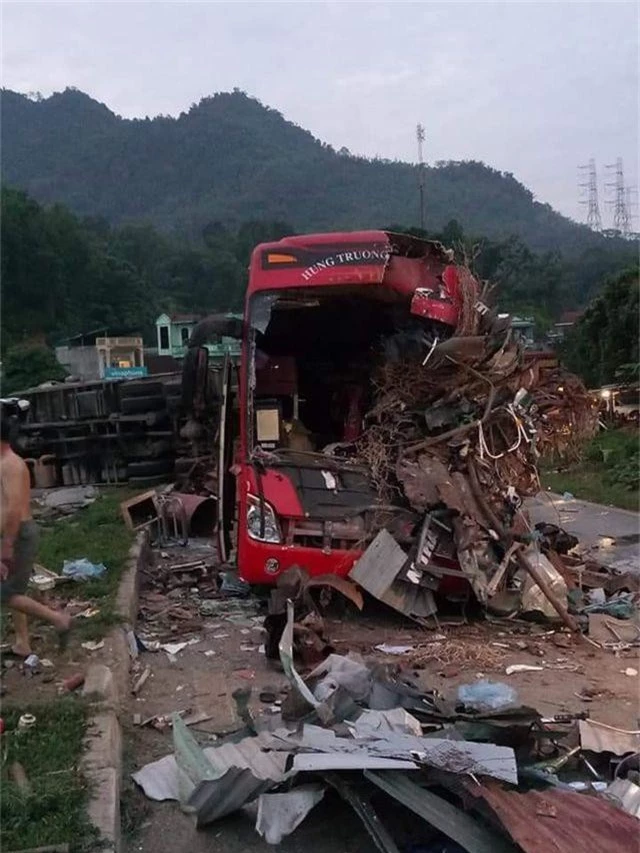 Vụ tai nạn 3 người chết, 38 người bị thương: Chủ xe khách “dính” nhiều sai phạm - 3
