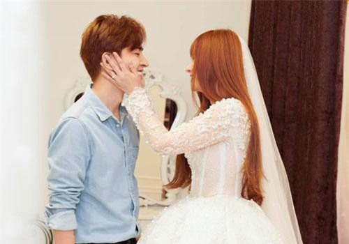 Ca sĩ Thu Thủy đích thân lên tiếng chuyện "cưới chạy bầu" nhưng cư dân mạng vẫn thắc mắc điều này