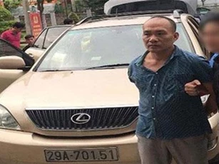 Bắc Giang: Tổng Giám đốc công ty bất động sản đi xe Lexus bị nghi trộm cắp tài sản