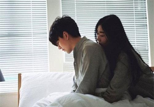 Giả vờ bị vỡ nợ để thử lòng vợ, không ngờ buổi chiều hôm đó, vợ lại đưa tôi một cái hộp gỗ lớn