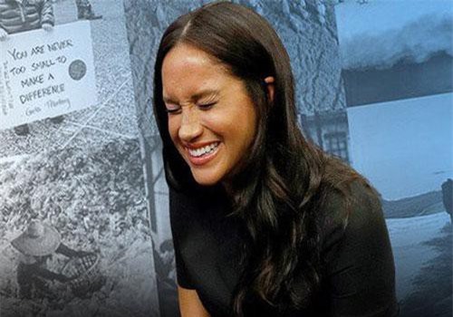 Vợ chồng Meghan Markle bị chỉ trích là "đạo đức giả" khi đăng tải bài viết gây tranh cãi trên Instagram