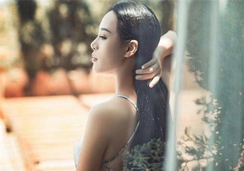 Luẩn quẩn với kẻ phản bội và người thứ ba thật ngu ngốc, phụ nữ kiêu hãnh phải là thế này chứ!