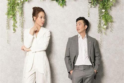 Rò rỉ thiệp cưới của Cường Đô La và Đàm Thu Trang, thời gian địa điểm rõ ràng kèm theo yêu cầu đặc biệt