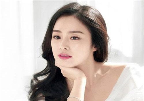 3 điều mà một người phụ nữ khôn ngoan dù yêu chồng đến mấy cũng tuyệt đối không trao hết cho đối phương