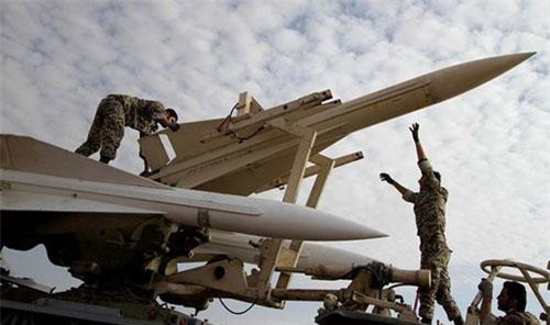 Tehran nói "Mỹ sợ sức mạnh quân sự của Iran"