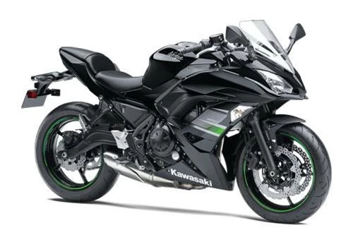 9. Kawasaki Ninja 650 2019 (giá: 7.399 euro).