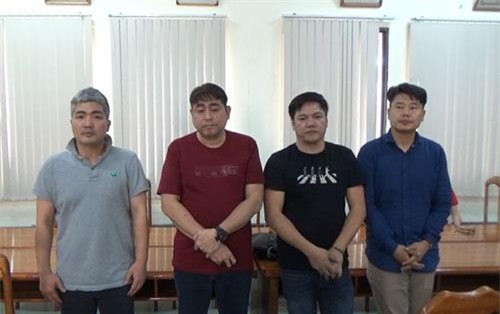 TP.HCM: Bắt nhóm “đại gia” người nước ngoài nghi tổ chức đánh bạc