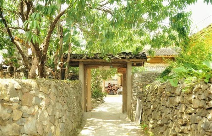 Thôn 'homestay' và quán cà phê Cực Bắc ở cao nguyên đá