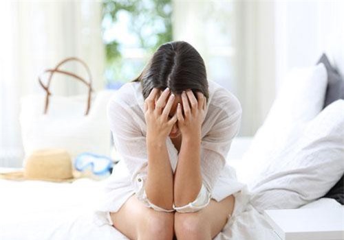 Tôi không thể quên được đêm đi công tác cùng sếp, nó khiến tôi ám ảnh và muốn phát điên