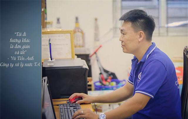 Chuyện doanh nghiệp: Vợ đòi ly dị, mẹ dọa từ mặt vẫn quyết tâm "cứu" dân làm sạch tinh nguồn nước bằng ống nhựa