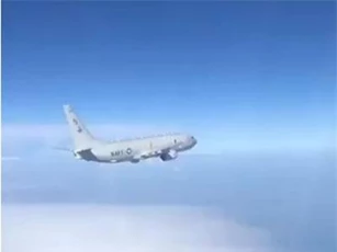 Clip: Máy bay Nga chặn “sát thủ săn ngầm” Mỹ tiếp cận Crimea