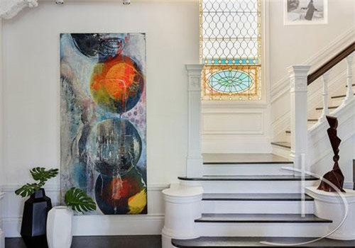 Muốn biết chủ nhân tinh tế đến đâu chỉ cần nhìn cách lựa chọn tranh trang trí trong nhà là biết