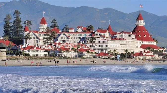 Khách sạn Del Coronado