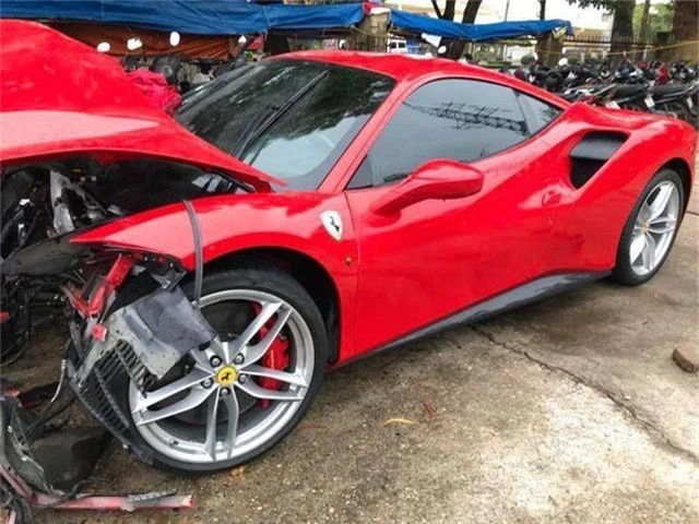 Siêu xe Ferrari từng bị tai nạn nát đầu của ca sĩ Tuấn Hưng giờ ra sao? - 5