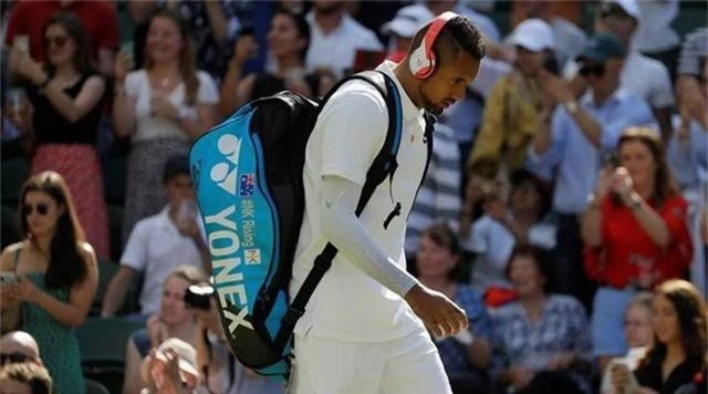 Wimbledon 2019: Cố tình đánh bóng vào ngực Nadal, Kyrgios từ chối xin lỗi - Ảnh 2.