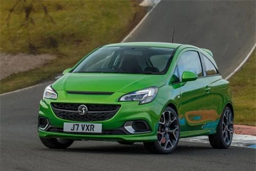 2. Vauxhall Corsa (doanh số: 5.614 chiếc).