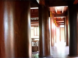 Clip: Cận cảnh ngôi nhà gỗ 5 tầng, giá hàng chục tỷ của 'đại gia' Hà Tĩnh