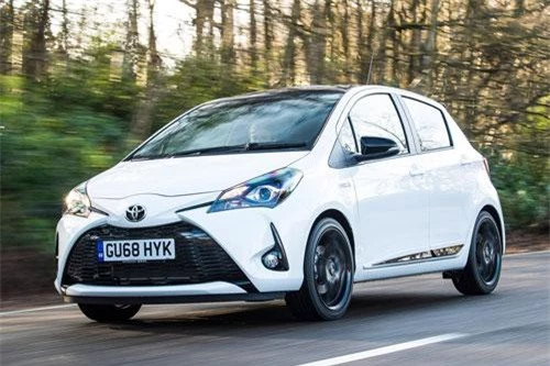 7. Toyota Yaris (doanh số: 4.954 chiếc).