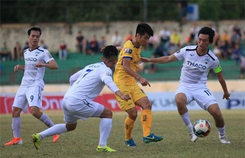 Sau Công Phượng, đến lượt Văn Thanh, Văn Toàn sẽ ra nước ngoài thi đấu?