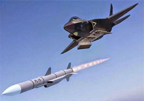 PL-15 hiện là mẫu tên lửa không đối không tầm xa hàng đầu của Trung Quốc. Ảnh: Asia Times