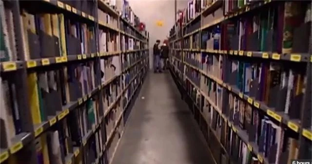 Amazon 25 năm trước: Từ cửa hàng sách nhỏ thành gã khổng lồ công nghệ - 4