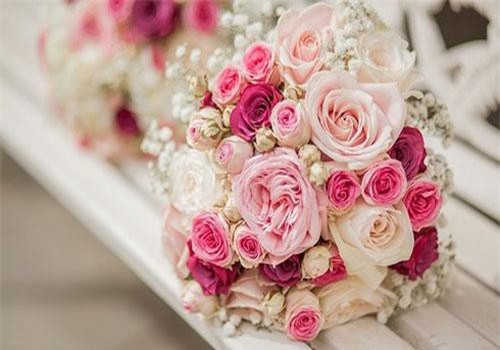 Cô dâu hủy cưới vì em trai chồng đưa gái lạ vào phòng tân hôn ngủ