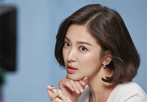 Song Hye Kyo bị đồn có đại gia Hong Kong bao nuôi, tặng bất động sản và đó là lý do Song Joong Ki ly hôn?