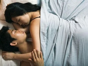 Trải qua tình một đêm với phụ nữ nóng bỏng, tôi đứng hình khi gặp lại em