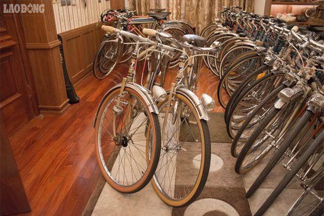 Những chiếc xe đạp cổ giá bằng cả chiếc ô tô