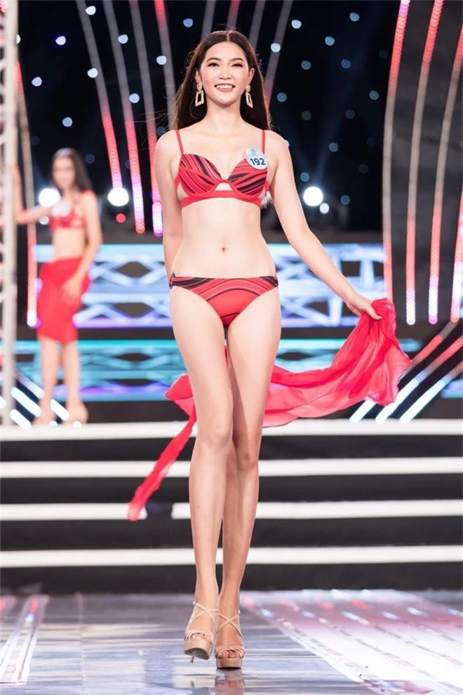 Cận cảnh hình thể nóng bỏng, bốc lửa của dàn thí sinh Miss World Việt Nam 2019 khu vực phía Bắc - Ảnh 15. Cận cảnh hình thể nóng bỏng, bốc lửa của dàn thí sinh Miss World Việt Nam 2019 khu vực phía Bắc - Ảnh 15.