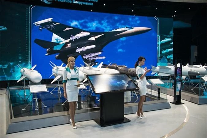 Dàn tên lửa mới của Nga “ăn khít” với Su-30 Việt Nam Dan ten lua moi cua Nga “an khit” voi Su-30 Viet Nam