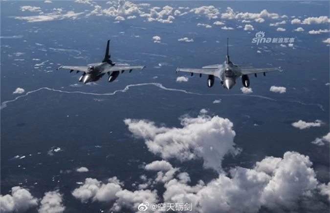 KC-135 “cây xăng bay” tốt nhất của Không quân Mỹ - Hình 5 KC-135 “cay xang bay” tot nhat cua Khong quan My-Hinh-5