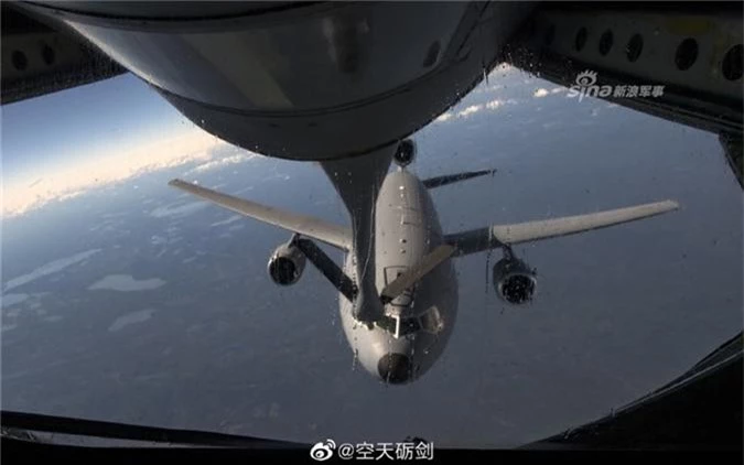 KC-135 “cây xăng bay” tốt nhất của Không quân Mỹ - Hình 9 KC-135 “cay xang bay” tot nhat cua Khong quan My-Hinh-9