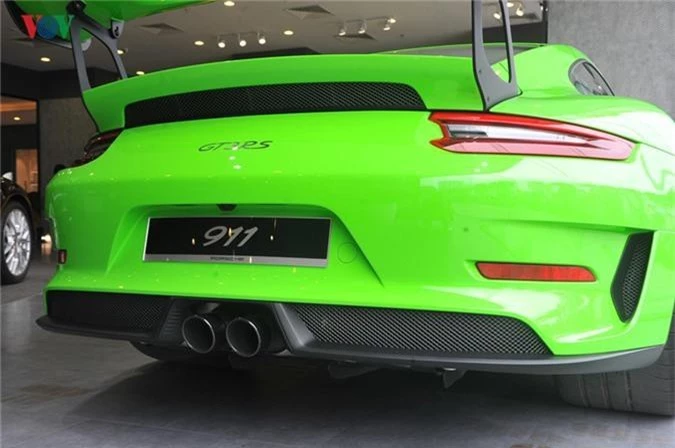 kham pha porsche 911 gt3 rs mau xanh lizard green 