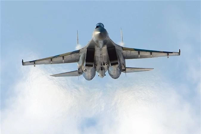 Không tưởng lý do tiêm kích Su-35 “thèm khát” đối thủ để tiêu diệt - Hình 8 Khong tuong ly do tiem kich Su-35 “them khat” doi thu de tieu diet-Hinh-8