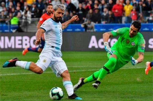 Messi nhận thẻ đỏ, Argentina nhọc nhằn giành hạng ba Copa America - 2