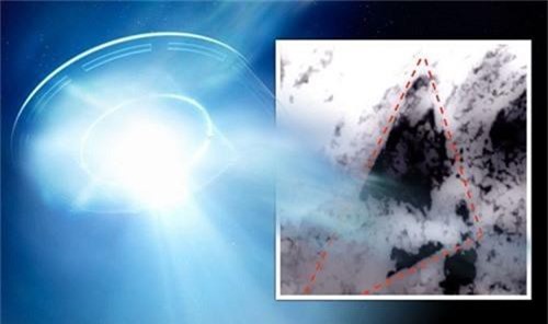 Vật thể to ngang hòn đảo nghi UFO trồi lên từ Thái Bình Dương? Vat the to ngang hon dao nghi UFO troi len tu Thai Binh Duong?