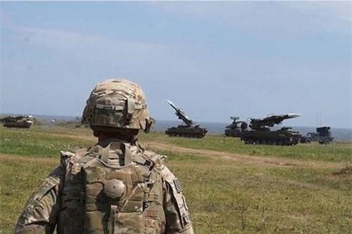 Mỹ sử dụng 'Ba ngón tay thần chết' của Nga để tập trận