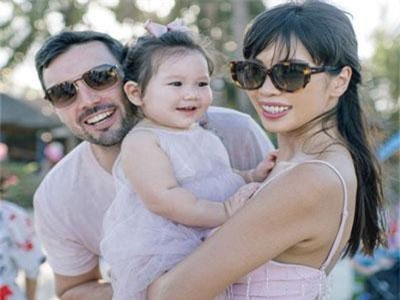 CHUYỆN SHOWBIZ (8/7): Hà Anh 'phản pháo' khi bị tố quỵt tiền, Phạm Hương nói gì khi bị chỉ trích dùng Google dịch?