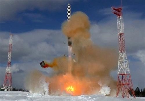 Nga tiết lộ siêu tên lửa Sarmat, phương Tây có run?