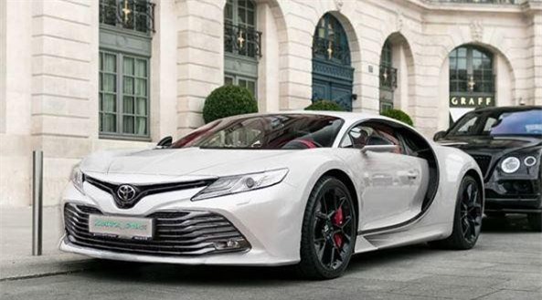 Siêu xe Bugatti Chiron "độ" đầu Toyota Camry 2019