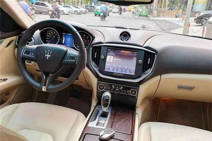 Xe sang Maserati Ghibli S Q4 chi 2,9 ty tai Ha Noi-Hinh-5