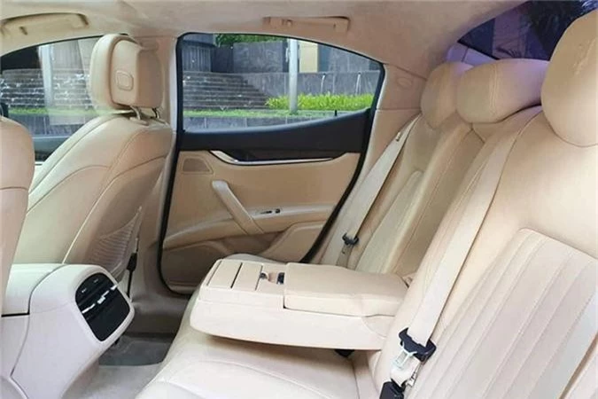 Xe sang Maserati Ghibli S Q4 chi 2,9 ty tai Ha Noi-Hinh-7